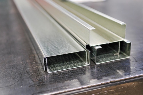 Стальной швеллер 10П, 12 м. горячекатаный