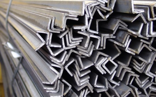 Стальной уголок Ст3 35х35х3 равнополочный