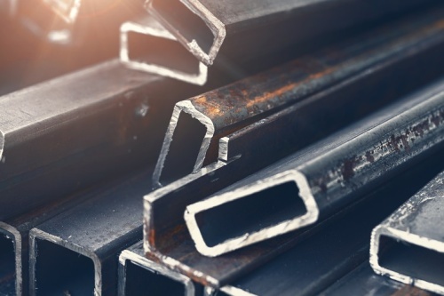 Труба профильная стальная прямоугольная ЭСВ 20х10х1х6000