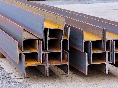 фото стального двутавра